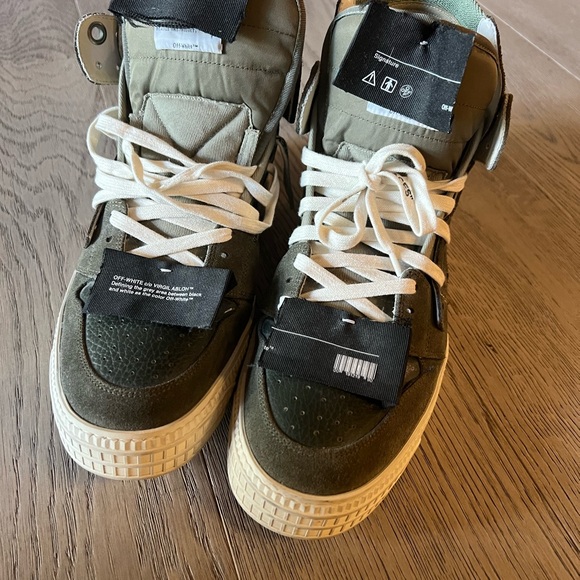 Off white 3.0 off court sneakers in khaki - Picture 2 of 4